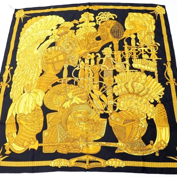 Hermes ARMETS en PANACHE Silk Scarf Black/Gold/Print - 90cm - Picture 1 of 12